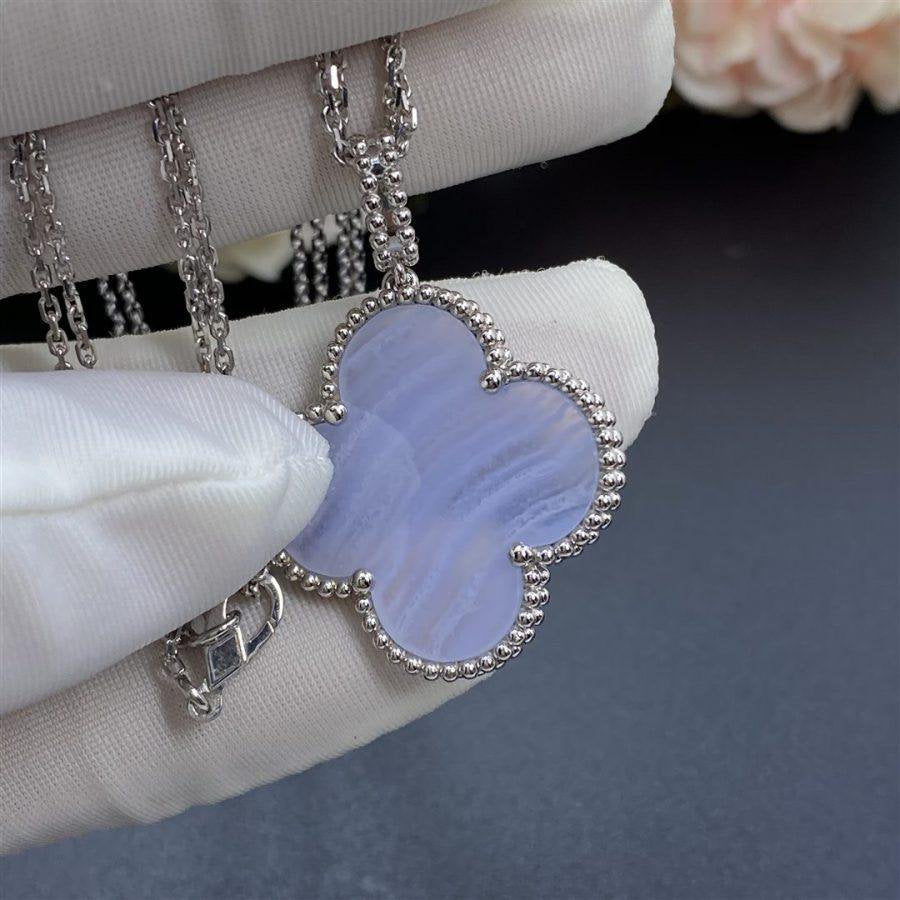 [Marin-Jewelry]CLOVER SILVER CHALCEDONY BIG CLOVER NECKLACE