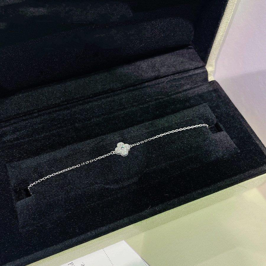 [Marin-Jewelry]CLOVER  SINGLE FLOWER BRACELET SILVER