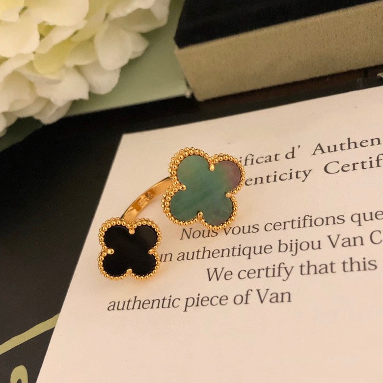 [Marin-Jewelry]CLOVER BETWEEN THE FINGER RING