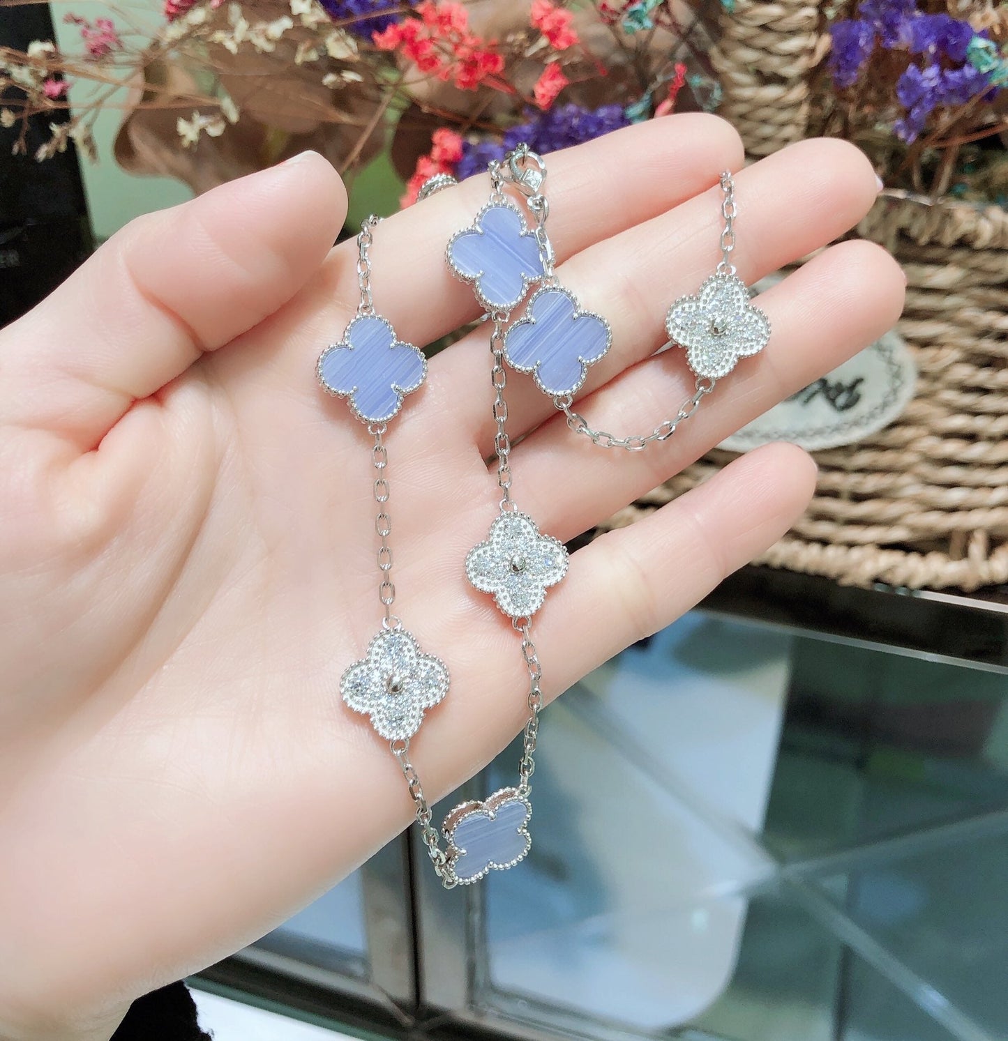 [Marin-Jewelry]CLOVER 10 MOTIFS CHALCEDONY DIAMONDS SILVER NECKLACE