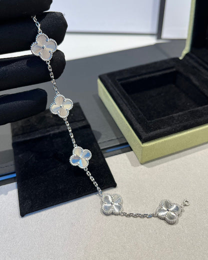 [Marin-Jewelry] CLOVER 5 MOTIF LASER BRACELET COLLECTION