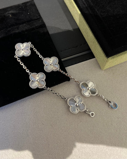[Marin-Jewelry] CLOVER 5 MOTIF LASER BRACELET COLLECTION